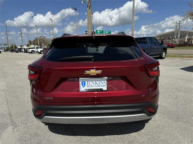 new 2025 Chevrolet Trax car, priced at $24,274