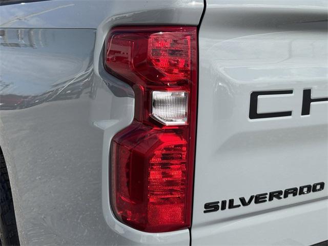 new 2025 Chevrolet Silverado 1500 car, priced at $41,055