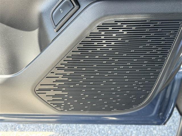 new 2025 Chevrolet Equinox car, priced at $31,442