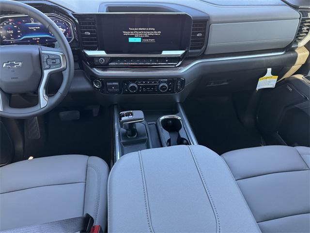 new 2025 Chevrolet Silverado 1500 car, priced at $60,001