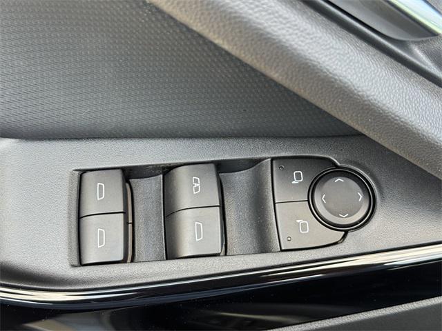 new 2025 Chevrolet Equinox car, priced at $30,085