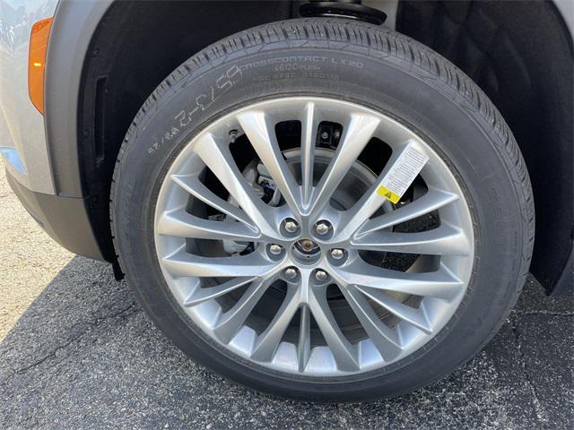 new 2026 Chevrolet Traverse car, priced at $46,595