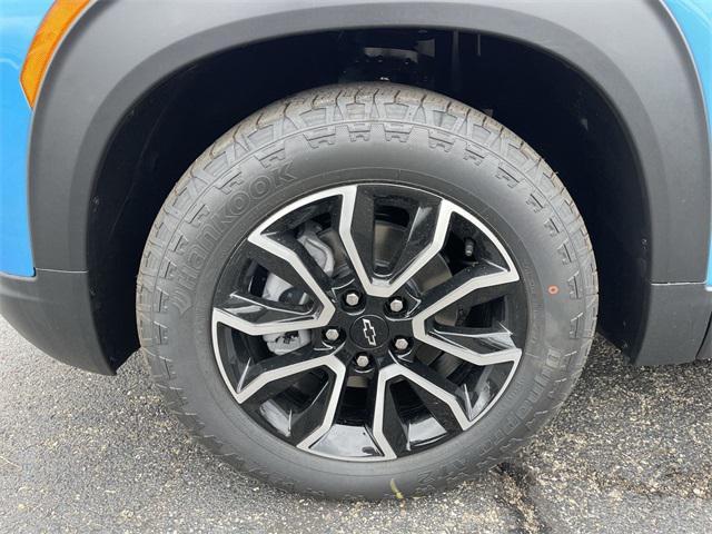 new 2025 Chevrolet TrailBlazer car, priced at $32,595