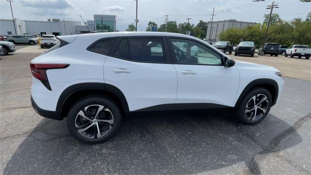 new 2025 Chevrolet Trax car, priced at $24,185