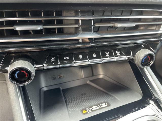 new 2026 Chevrolet Traverse car, priced at $57,715