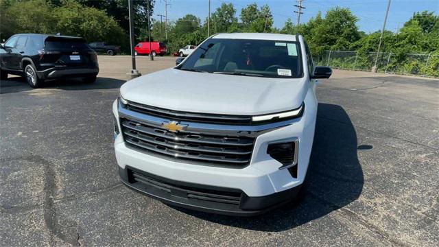 new 2025 Chevrolet Traverse car, priced at $43,255
