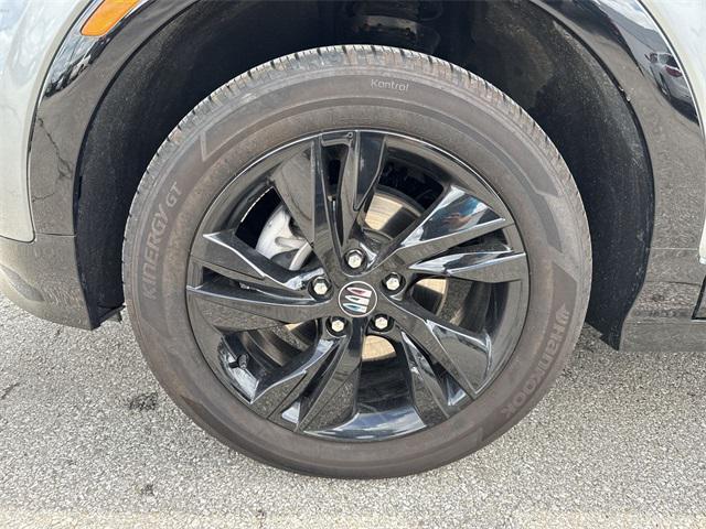 used 2024 Buick Encore GX car, priced at $25,490