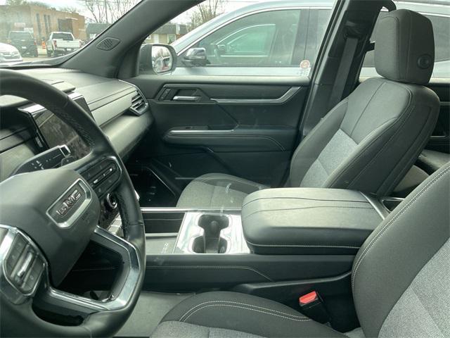 used 2025 GMC Acadia car, priced at $32,990