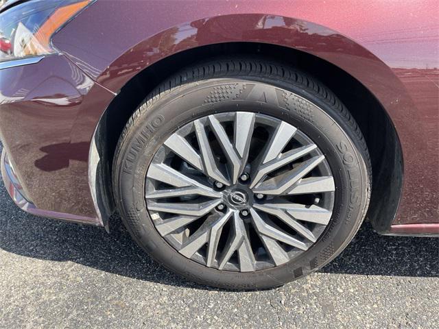 used 2025 Nissan Altima car, priced at $22,492