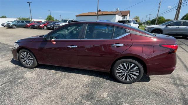 used 2025 Nissan Altima car, priced at $22,492
