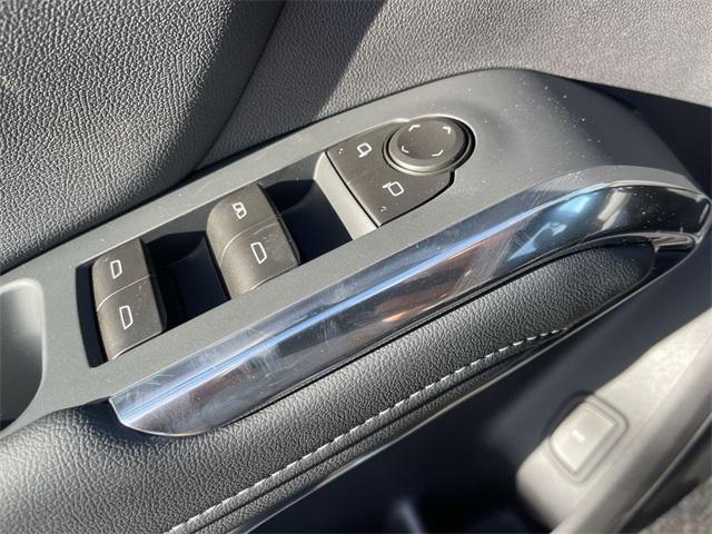 new 2026 Chevrolet Traverse car, priced at $46,595