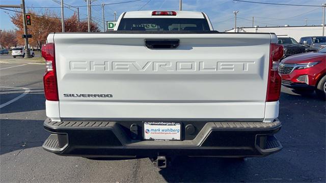 new 2024 Chevrolet Silverado 1500 car, priced at $42,180