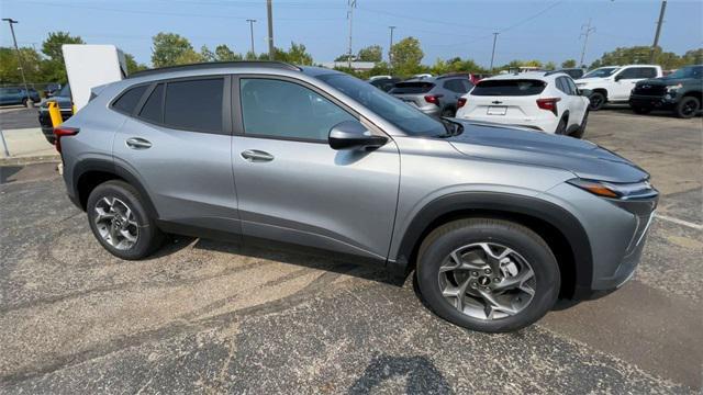 new 2025 Chevrolet Trax car, priced at $25,380