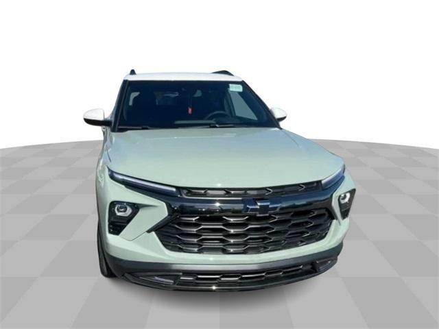 new 2025 Chevrolet TrailBlazer car, priced at $32,200