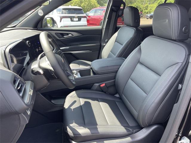 new 2025 Chevrolet Traverse car, priced at $43,220