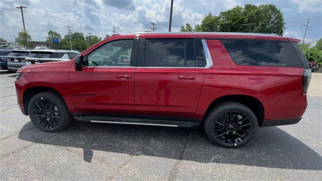 new 2025 Chevrolet Suburban car