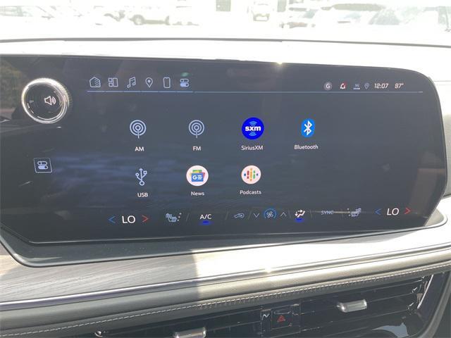 new 2025 Chevrolet Suburban car