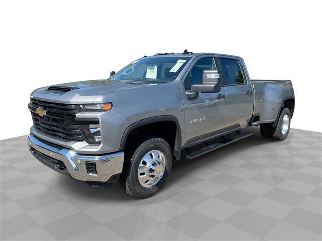 new 2025 Chevrolet Silverado 3500 car, priced at $72,130