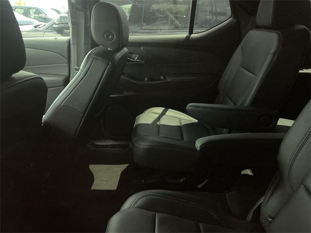used 2023 Chevrolet Traverse car, priced at $32,980
