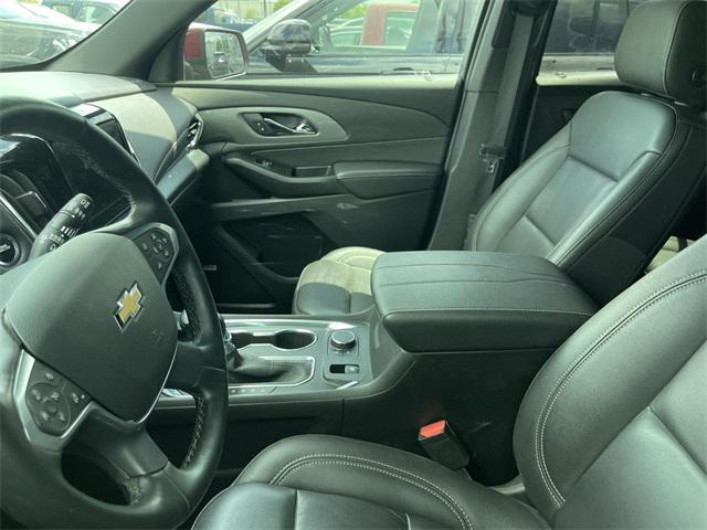 used 2023 Chevrolet Traverse car, priced at $32,980
