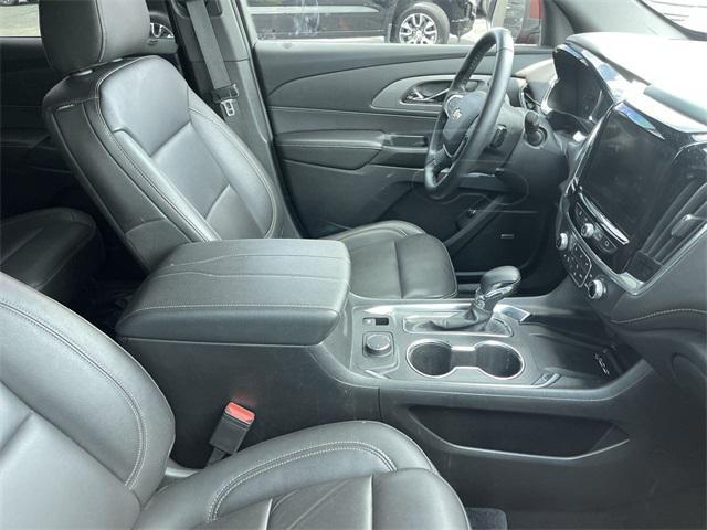 used 2023 Chevrolet Traverse car, priced at $32,980