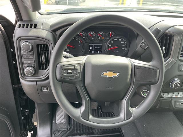 new 2025 Chevrolet Silverado 1500 car, priced at $46,870