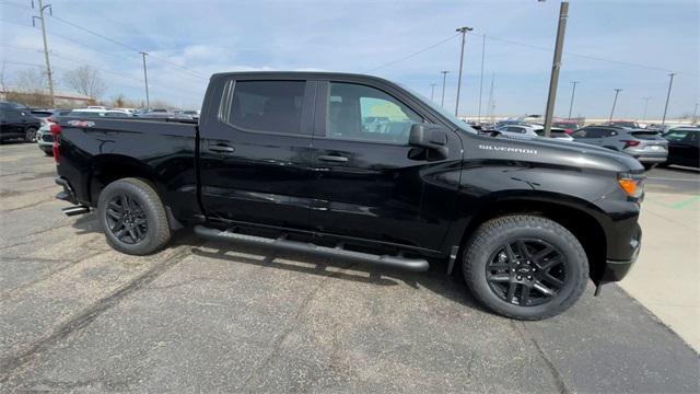new 2025 Chevrolet Silverado 1500 car, priced at $46,870