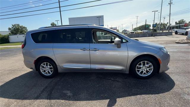 used 2020 Chrysler Pacifica car, priced at $18,995