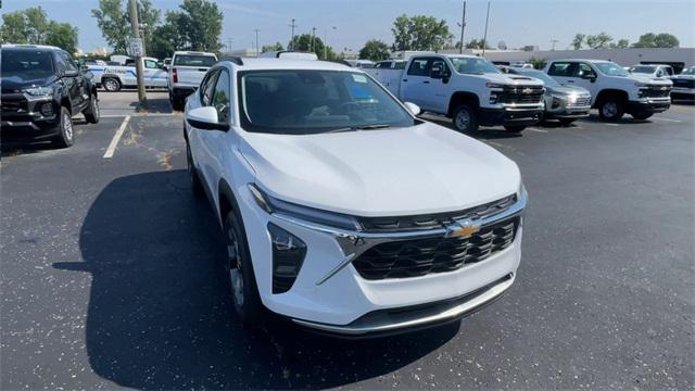 new 2025 Chevrolet Trax car, priced at $25,380