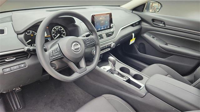new 2025 Nissan Altima car, priced at $27,080