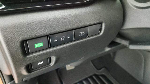 new 2025 Nissan Sentra car, priced at $27,092
