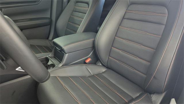 used 2025 Honda CR-V Hybrid car, priced at $33,777
