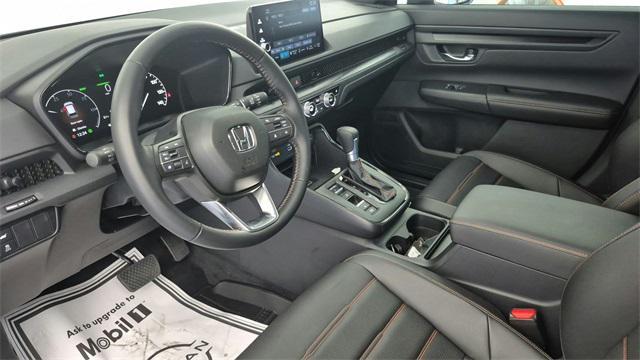 used 2025 Honda CR-V Hybrid car, priced at $33,777