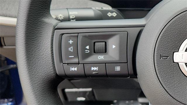 new 2025 Nissan Kicks car, priced at $26,206
