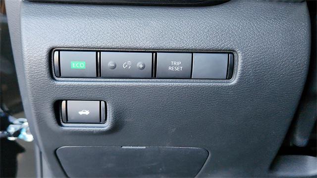 new 2025 Nissan Sentra car, priced at $22,608