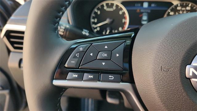 new 2025 Nissan Altima car, priced at $34,096