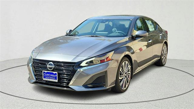 new 2025 Nissan Altima car, priced at $34,096