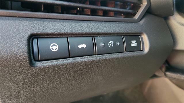 new 2025 Nissan Altima car, priced at $34,096