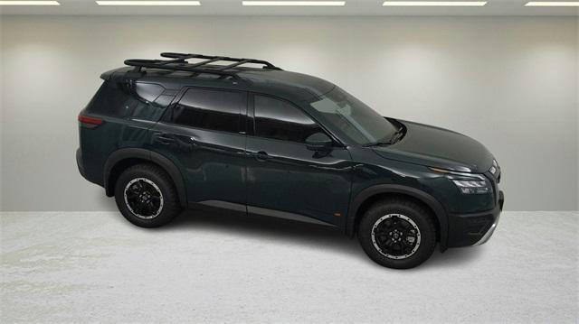 new 2024 Nissan Pathfinder car, priced at $45,525