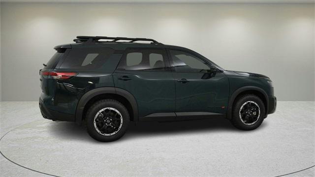 new 2024 Nissan Pathfinder car, priced at $45,525