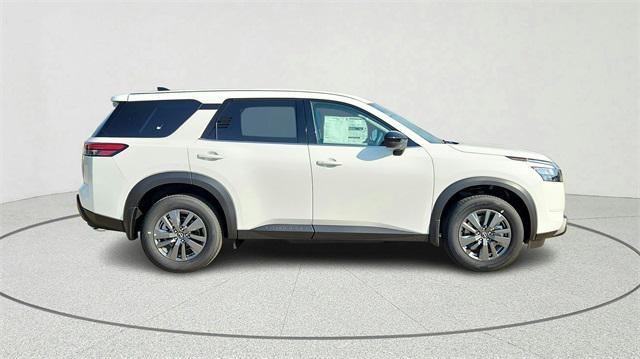 new 2025 Nissan Pathfinder car, priced at $31,551