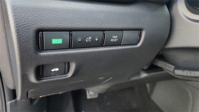 new 2025 Nissan Sentra car, priced at $26,832
