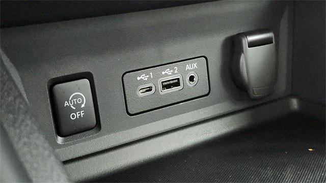 new 2025 Nissan Sentra car, priced at $27,332
