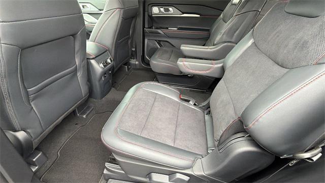 new 2025 Ford Explorer car, priced at $60,910