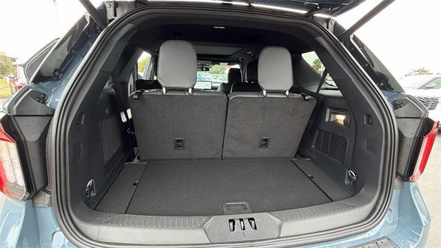 new 2025 Ford Explorer car, priced at $60,910