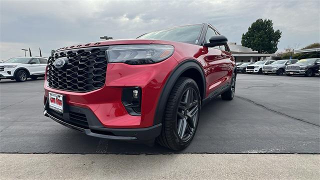 new 2025 Ford Explorer car, priced at $50,575