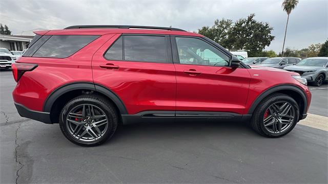 new 2025 Ford Explorer car, priced at $50,575