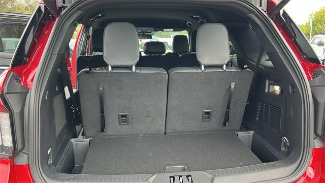 new 2025 Ford Explorer car, priced at $50,575