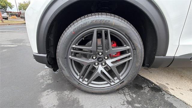 new 2025 Ford Explorer car, priced at $52,570