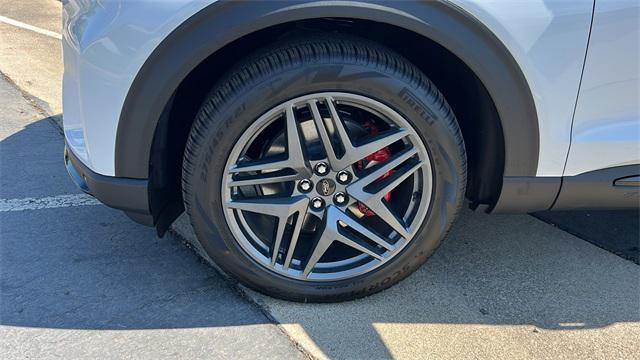new 2025 Ford Explorer car, priced at $61,410
